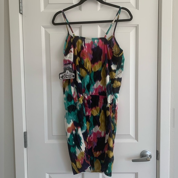 Angie Boho Sleeveless Mini Dress - Size M - Multicolor Ikat Print with Studs NWT - Picture 2 of 7
